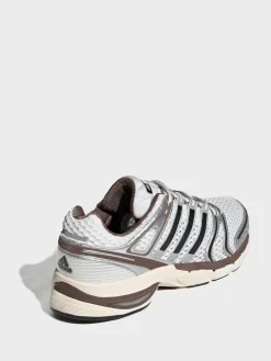 Adistar Control 5 Sneakers i Cloud White, Core Black og Core White