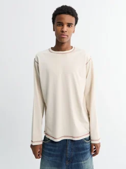 Another T-Shirt 3.0 i Grey og Burnt Red