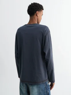 Another T-Shirt 3.0 i Navy og Brun