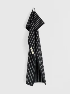Badehåndklæde i Black Stripes