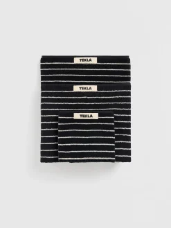 Badehåndklæde i Black Stripes