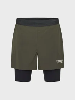 Balance 2-i-1 Shorts i Dark Olive