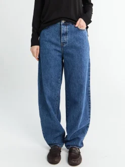 Barrel jeans i bomuld i vasket blå