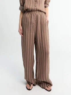 Baxter Fluid Track Pants i Brun Multi Stribe