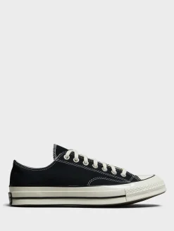 Chuck 70 Low Top Canvas Sneakers i Sort
