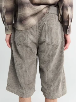Edition Cord Shorts i Taupe Punch Out
