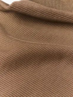 Flat Yarn Rib Knit i Lysebrun