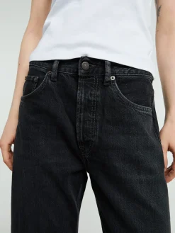 2021F Loose Fit Jeans i Sort