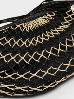 Fortune Croissant Filt Bag in Chevron Light Beige og Black