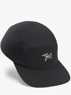 Gamma 5 Panel Cap i Sort og Arctic Silk