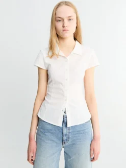 Kortærmet Slim Skjortebluse i Hvid Strib