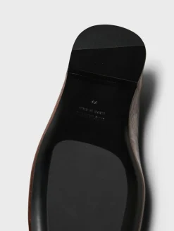 Loafers i Dark Earth