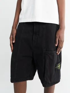 L100014 Shorts i Sort
