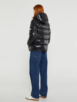 Moncler Maya Kort Dunjakke i Sort