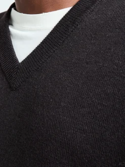 Moon Merino V-Neck Knit i Brun