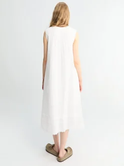 Needlework Babydoll Kjole i Hvid