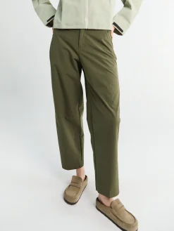 Olia Pant i Tatsu