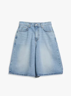 Relaxed Bermuda Denim Shorts i Light Blue