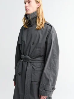Robert Long Coat i Mørk Grå