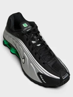 Shox R4 Sneakers in Metallic Silver, Metallic Silver og Black