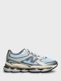 2000 Sneakers i Light Chrome Blue