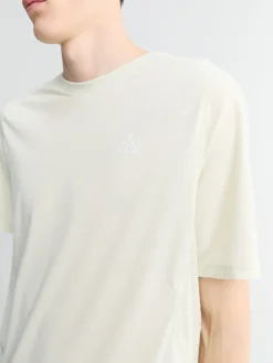 Solar Chase kortærmet Dri-Fit Top i Sea Glass og Summit White