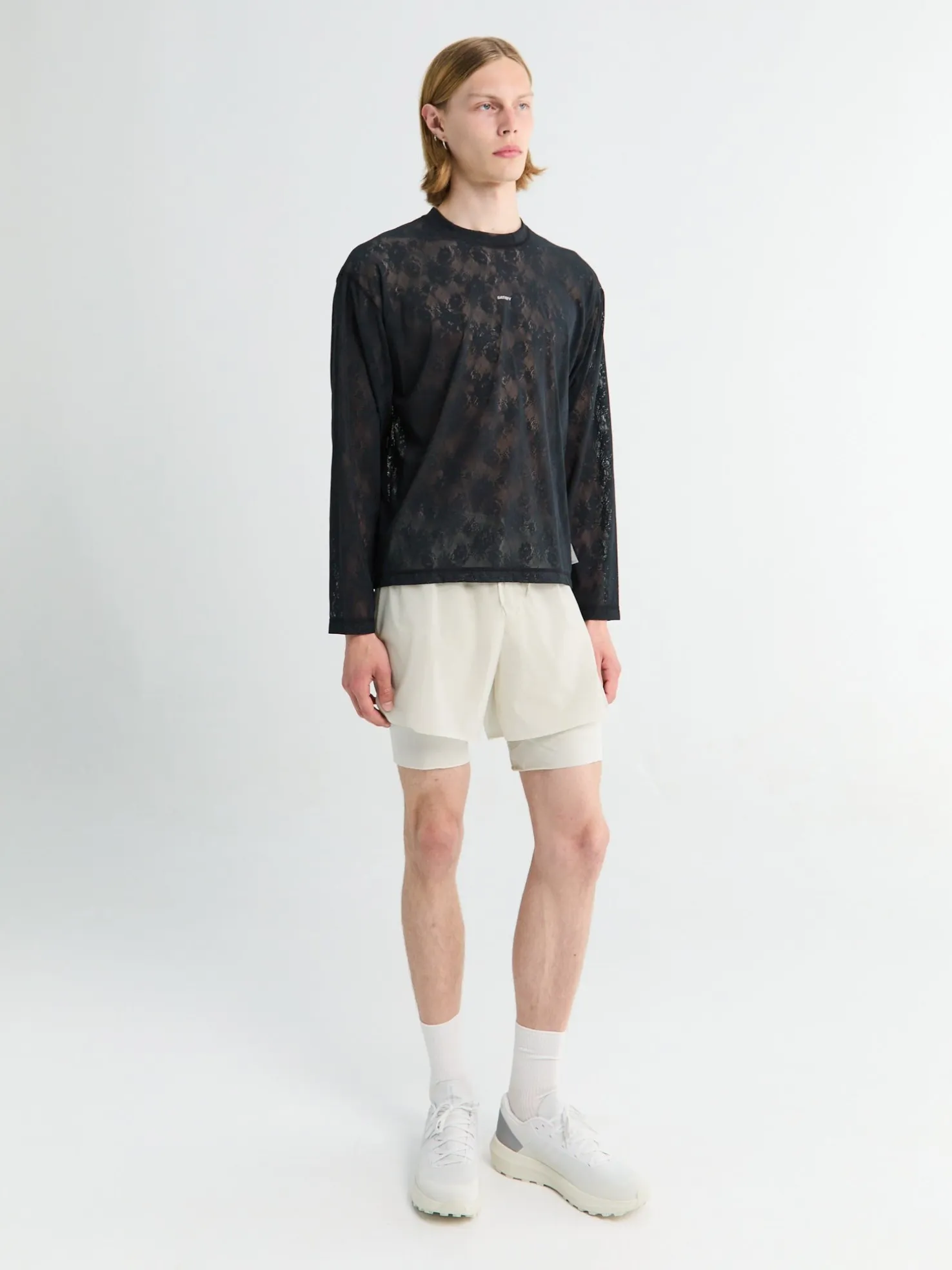 Space-Lace Long Tee i Sort SA