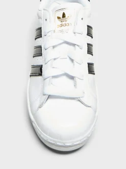 Superstar II W Sneakers i Cloud White, Core Black og Gold Metallic