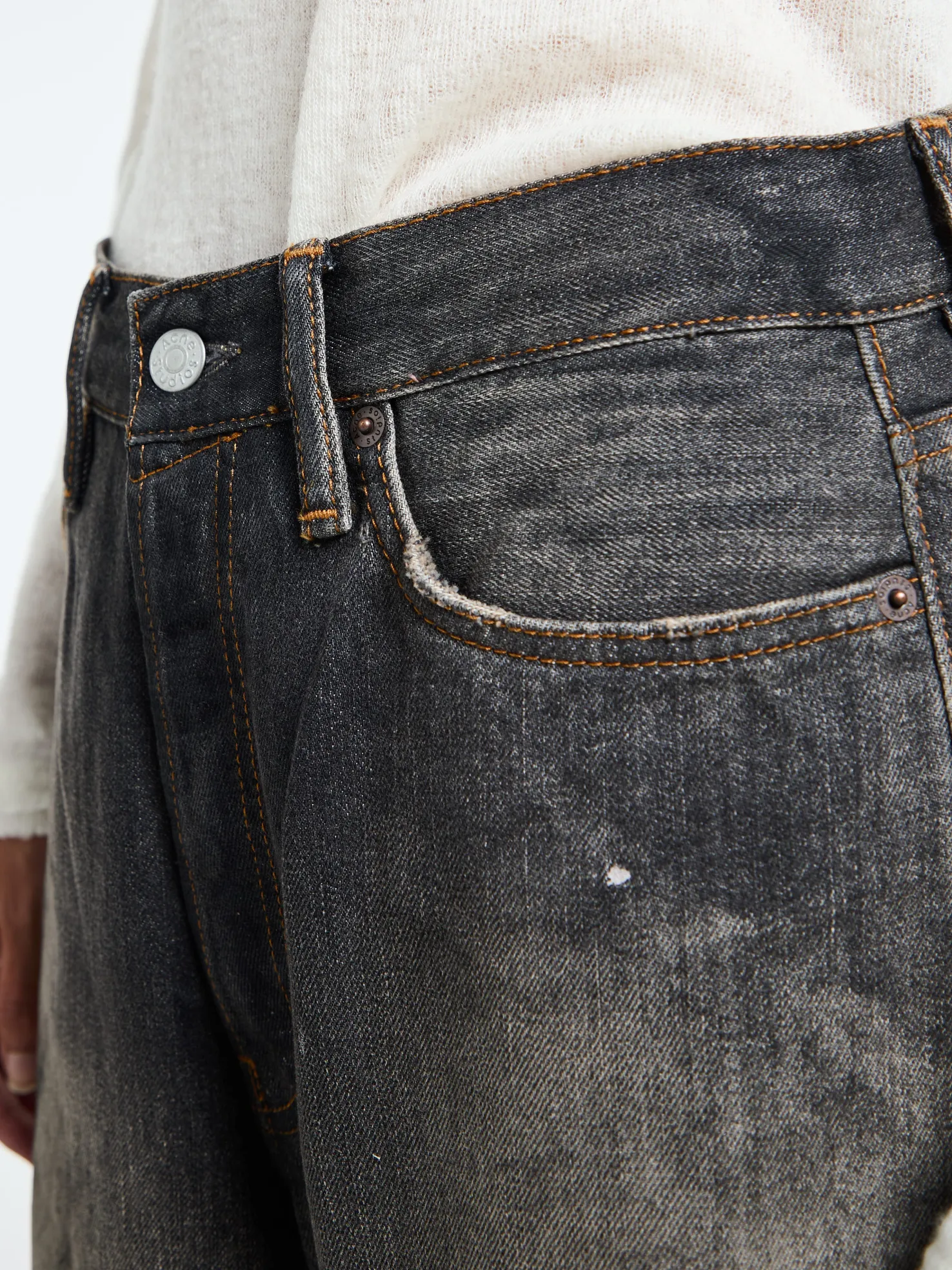 1981U Loose Fit Jeans i Black Trafalgar
