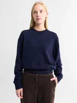 Unisex Cashmere Crewneck Sweater i Deep Navy