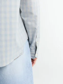 Unisex Cropped Ternede Skjorte i Soft Blue Check