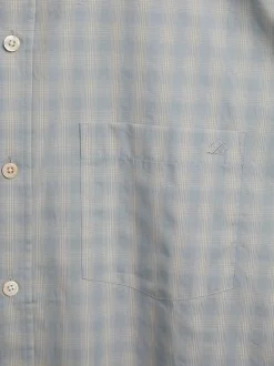 Unisex Cropped Ternede Skjorte i Soft Blue Check