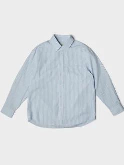 Unisex Oversized Striped Skjorte i Sky Blue Stripe