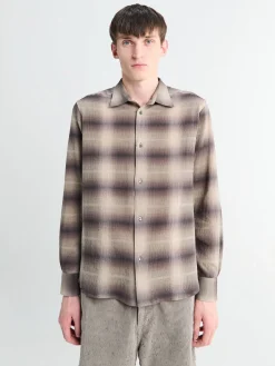Volume Shirs Seery i Khaki