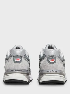 990V4 Sneakers i Grå