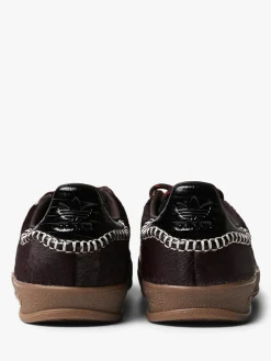 Wales Bonner Gazelle Pony Sneakers i Aurora Coffee, Wonder White og Core Black