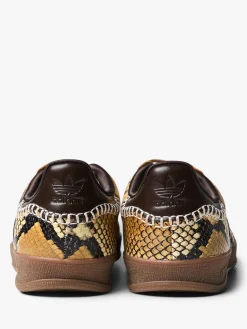 Wales Bonner Gazelle Snake Sneakers i Dust Rust, Wonder White og Collegiate Burgundy